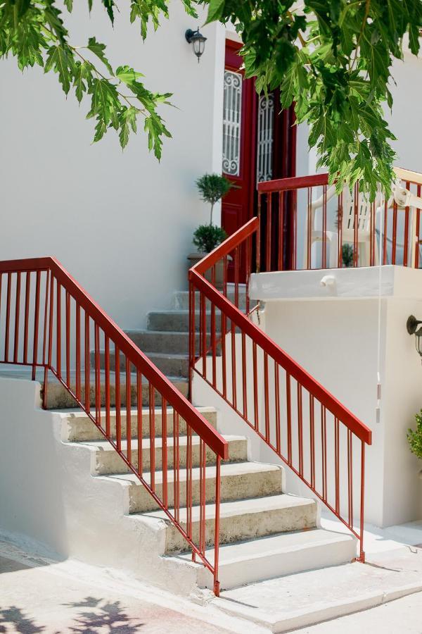 Yard Rooms Corinth Экстерьер фото